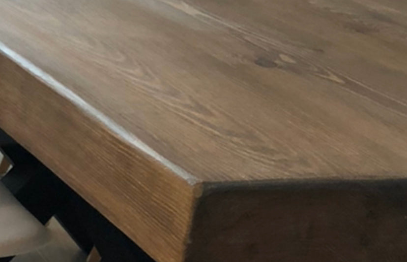 Mesa de comedor Sut