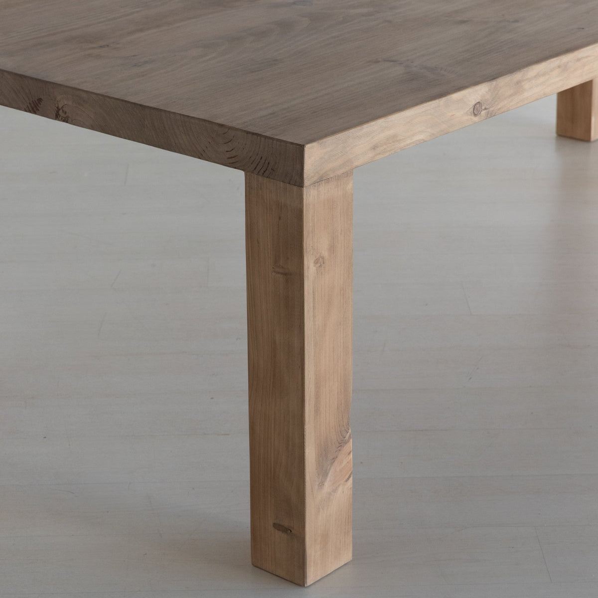 Mesa de comedor Mambruk