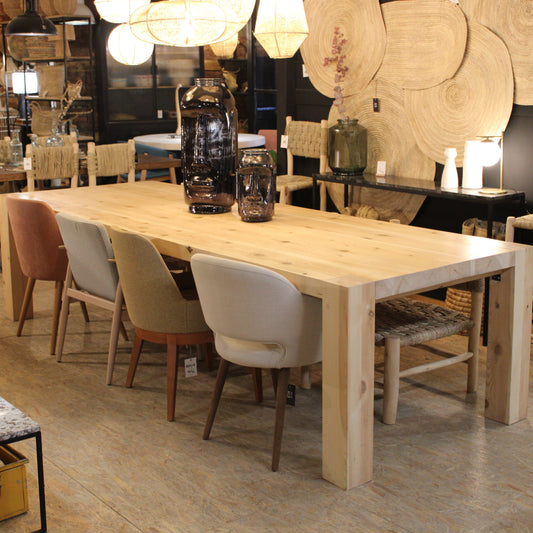 Mesa de comedor Mambruk